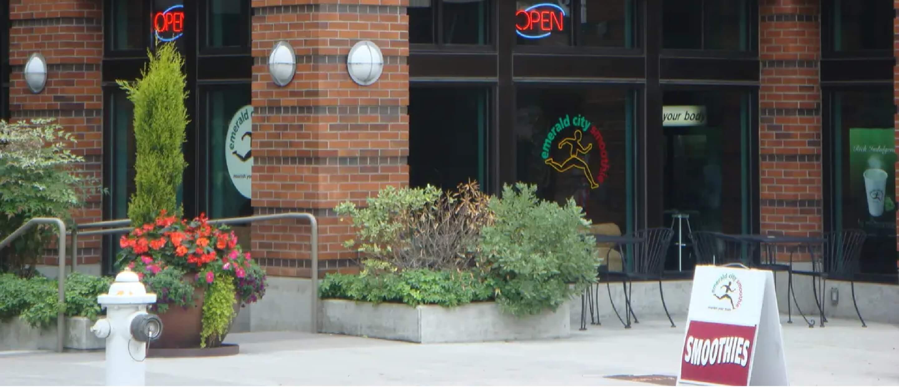 Emerald City Smoothie physcial location